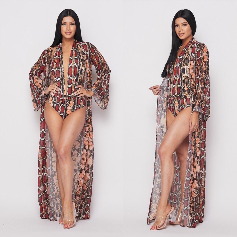 Two pieces set:  V neck halter bodysuit